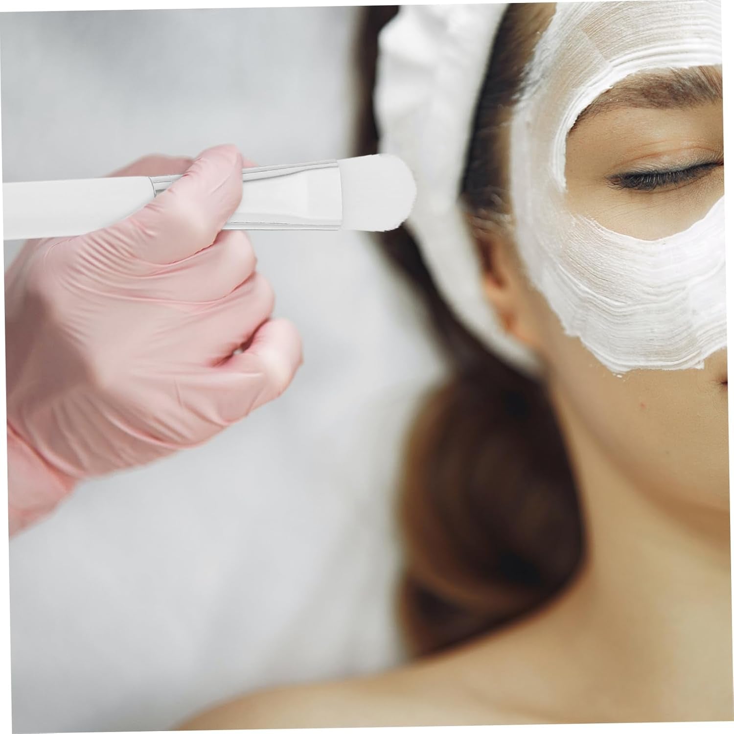 3Pcs Facial Mask Applicator Soft Brush for Even Skincare Application Delicate White Wooden Handle for Mud Masks and Beauty Treatments Reusable and Travel-Friendly